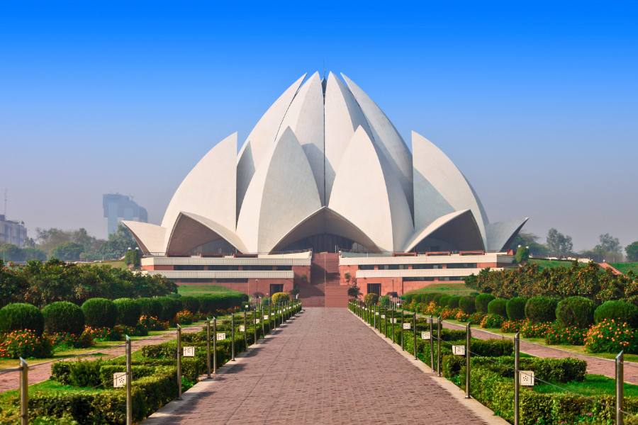 Delhi Temples and Spiritual Sites Tour – 8 Hours